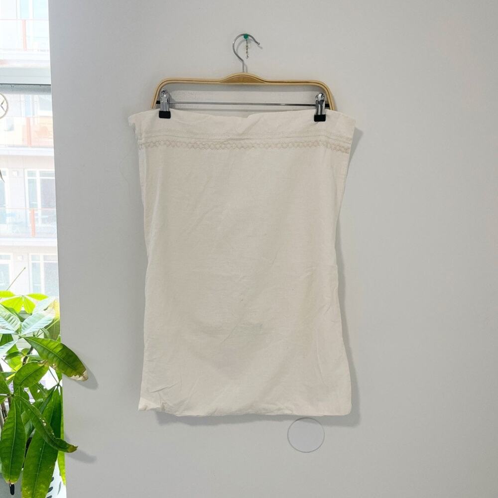 Hearth & Hand Set of 2 Cream White Embroidered Pillowcases